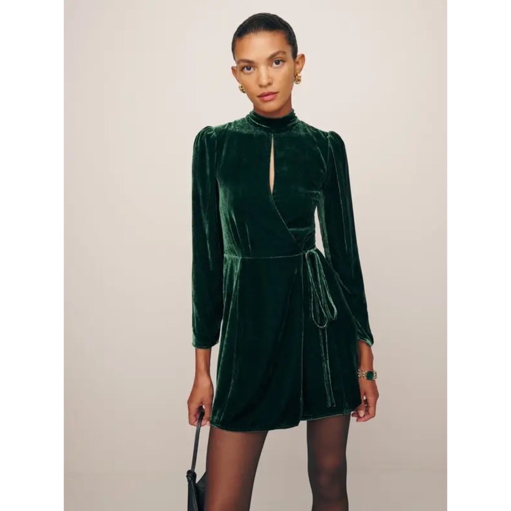 $278 NWT Reformation Ottess Forest Emerald Green Velvet Tie Wrap Mini Dress M